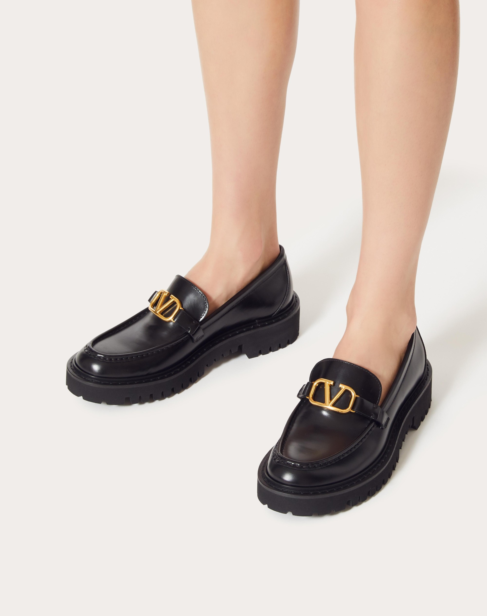 VLOGO SIGNATURE CALFSKIN LOAFER - 6