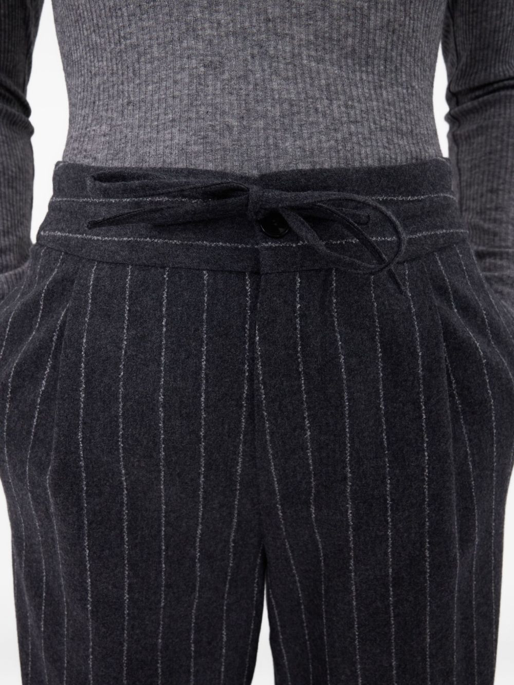 Lizzie pinstripe pleated trousers - 5