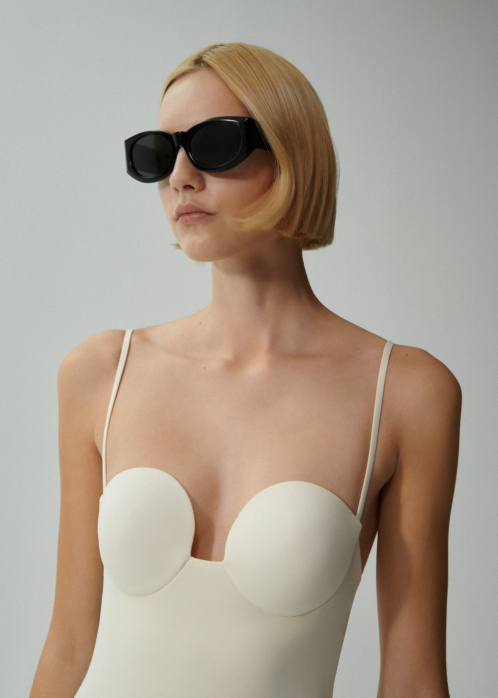 Retro bustier swimsuit in cream - 4
