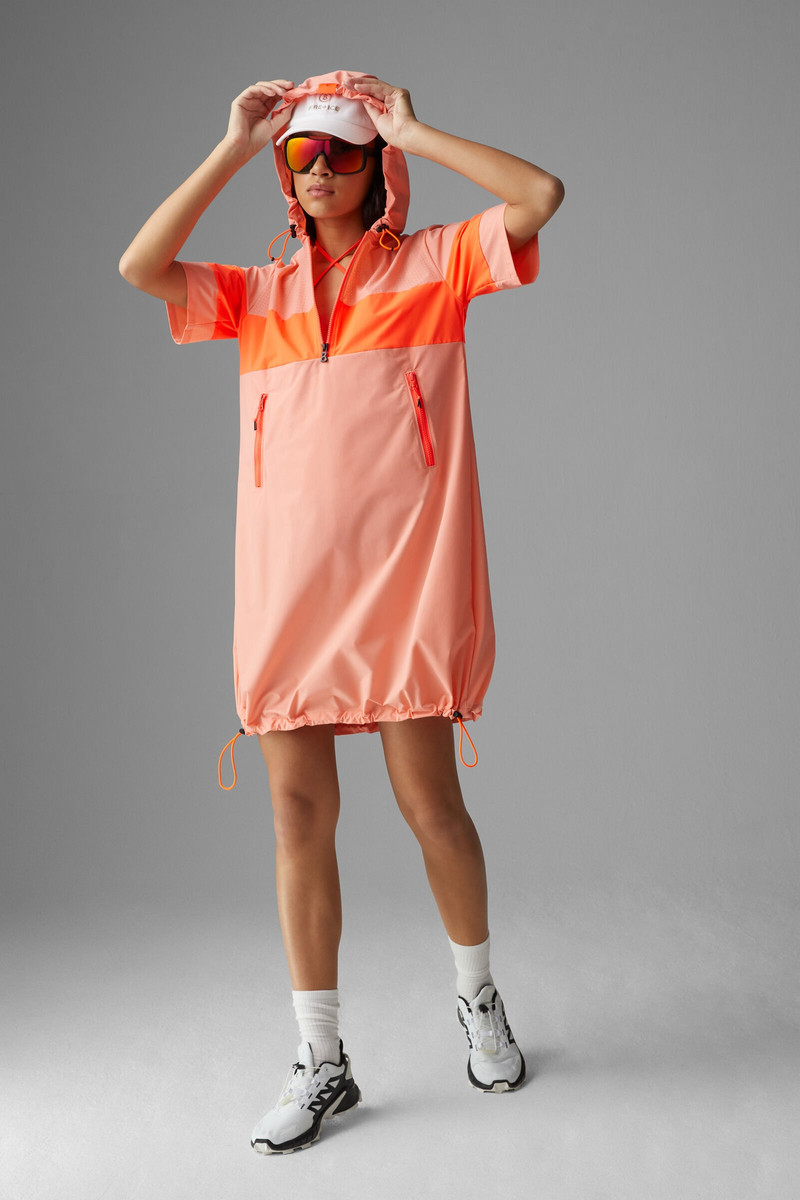 Valerie functional dress in Apricot 5