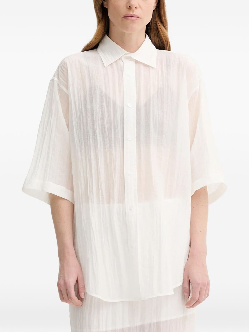 white shirt 1