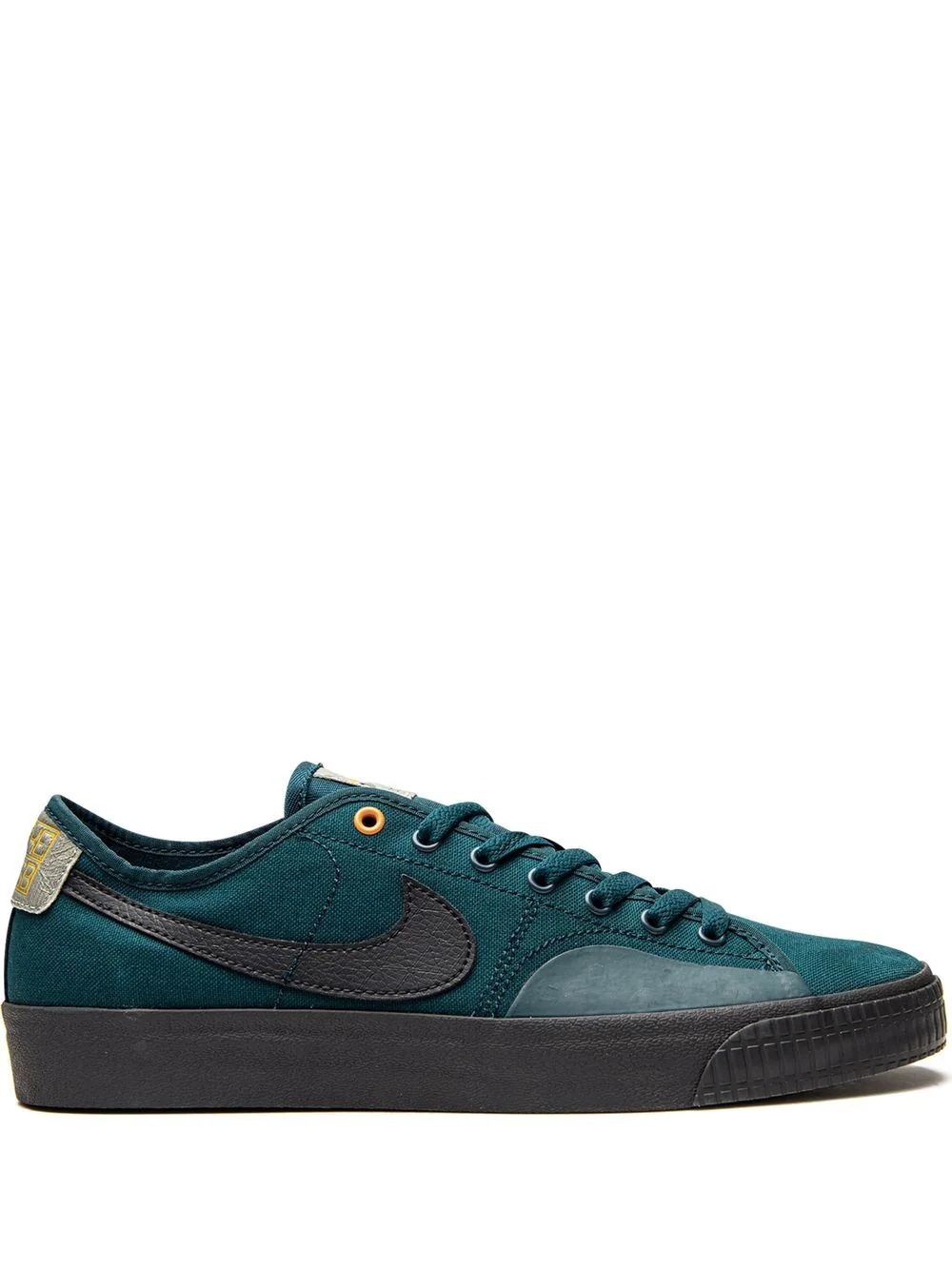 SB Blazer Court "Daan Van Der Linden" sneakers - 1