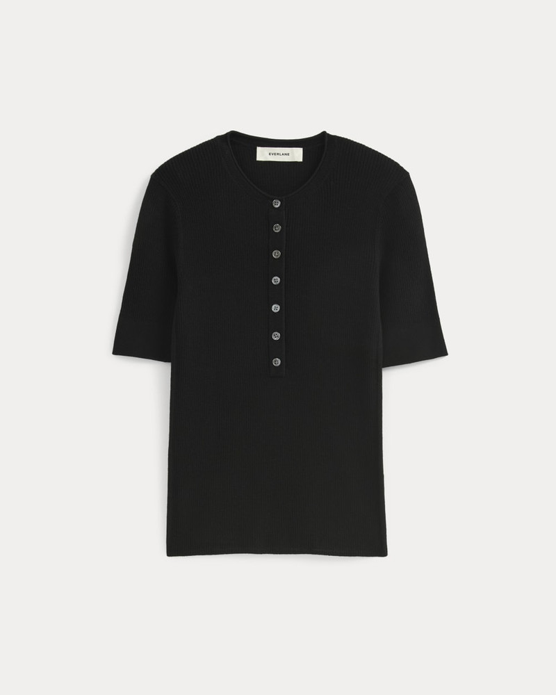 THE SHORT-SLEEVE HENLEY IN ULTRASOFT MERINO 1