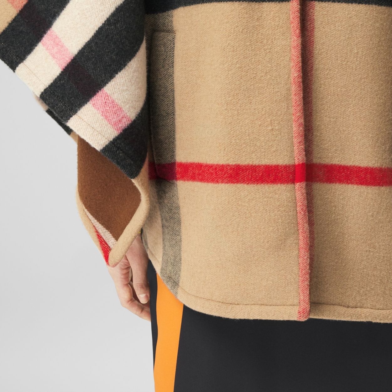 Double-faced Check Cashmere Cape - 4