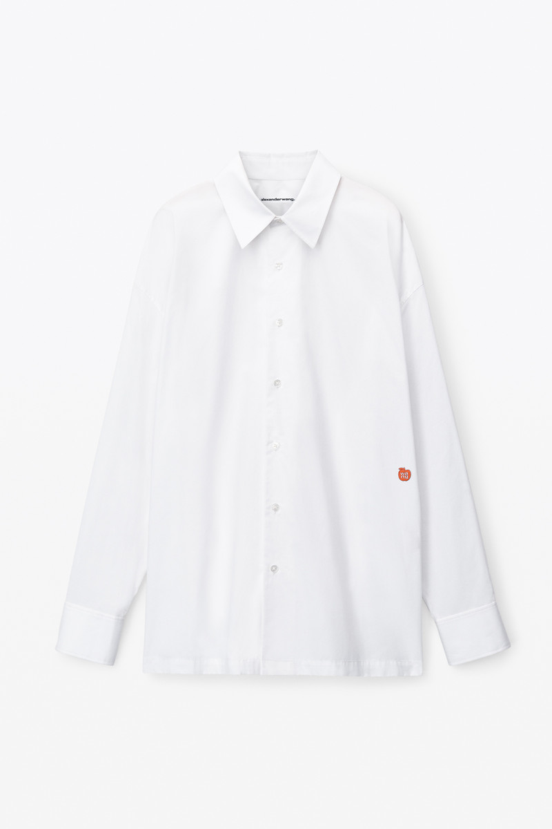 button up boyfriend shirt in compact cotton with apple logo patch 1