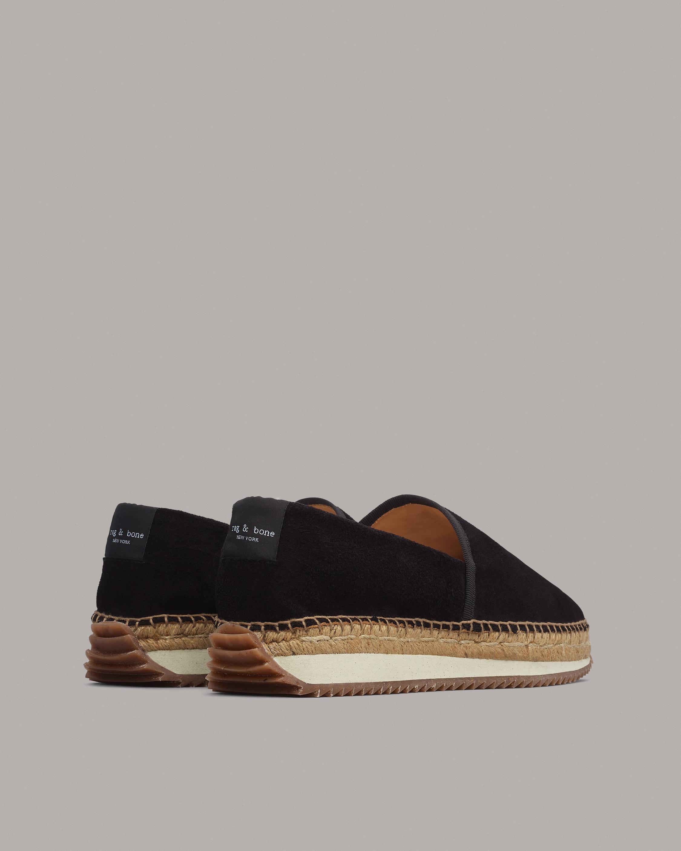 Rb Espadrille Runner - Suede
Slip-On Flat - 4