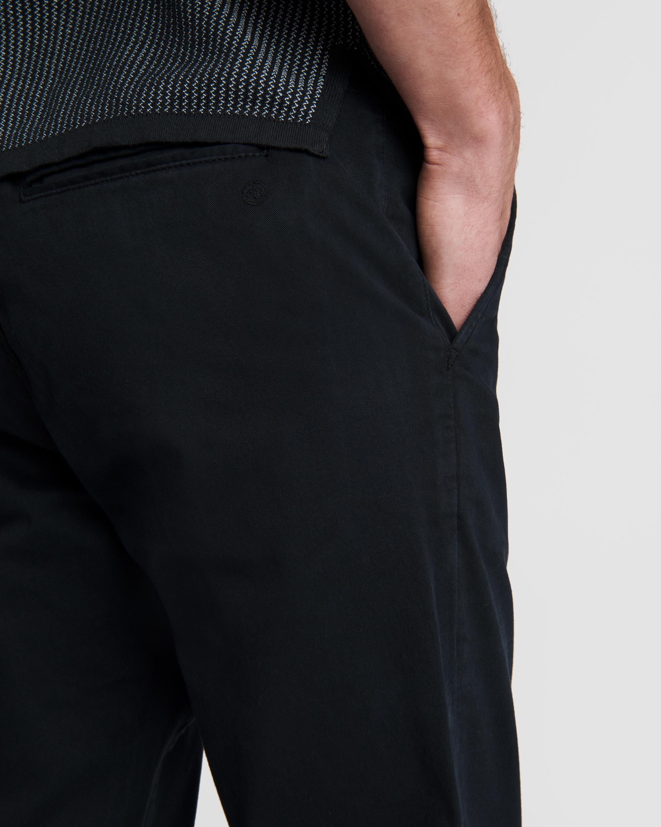 Fit 1 Stretch Twill Chino
Skinny Fit Pant - 6