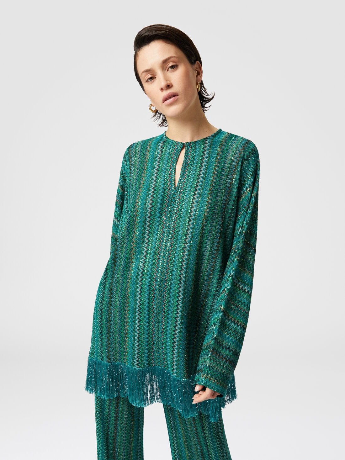 Zigzag long-sleeved blouse with sequins and fringes - 4