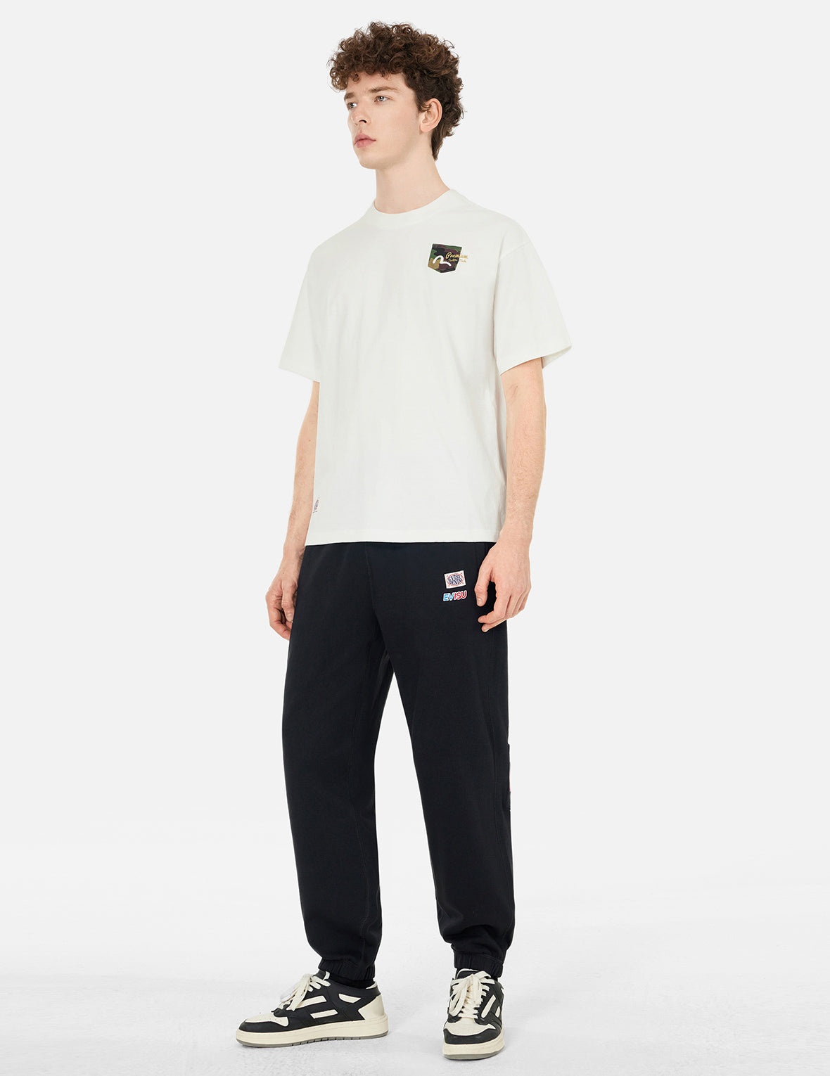 Multi-embroidery and Multi-pocket Relax Fit T-shirt - 2