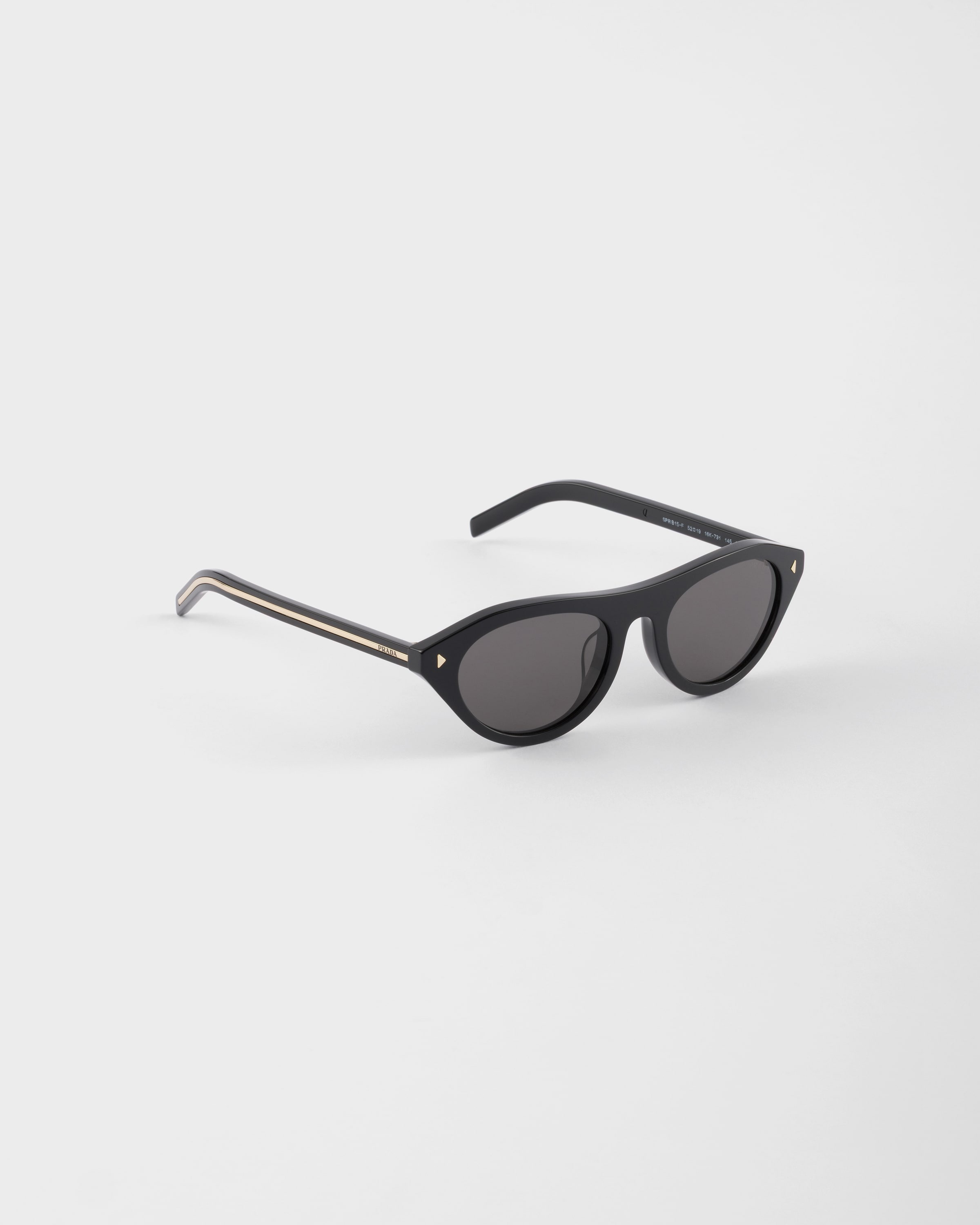 Prada sunglasses with the iconic metal plaque - 3