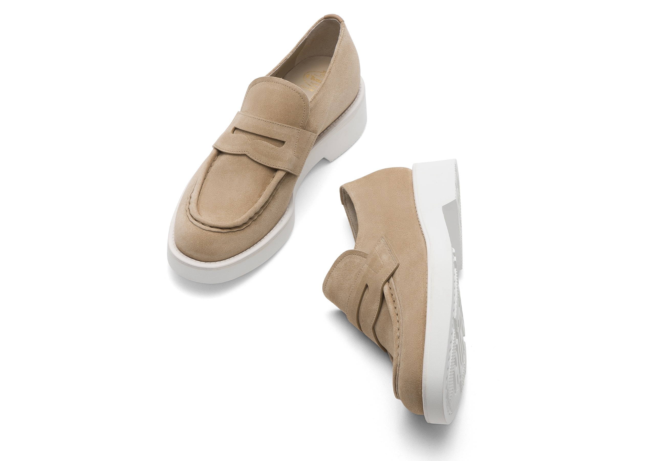 Lynton l
Suede Loafer Stone - 2