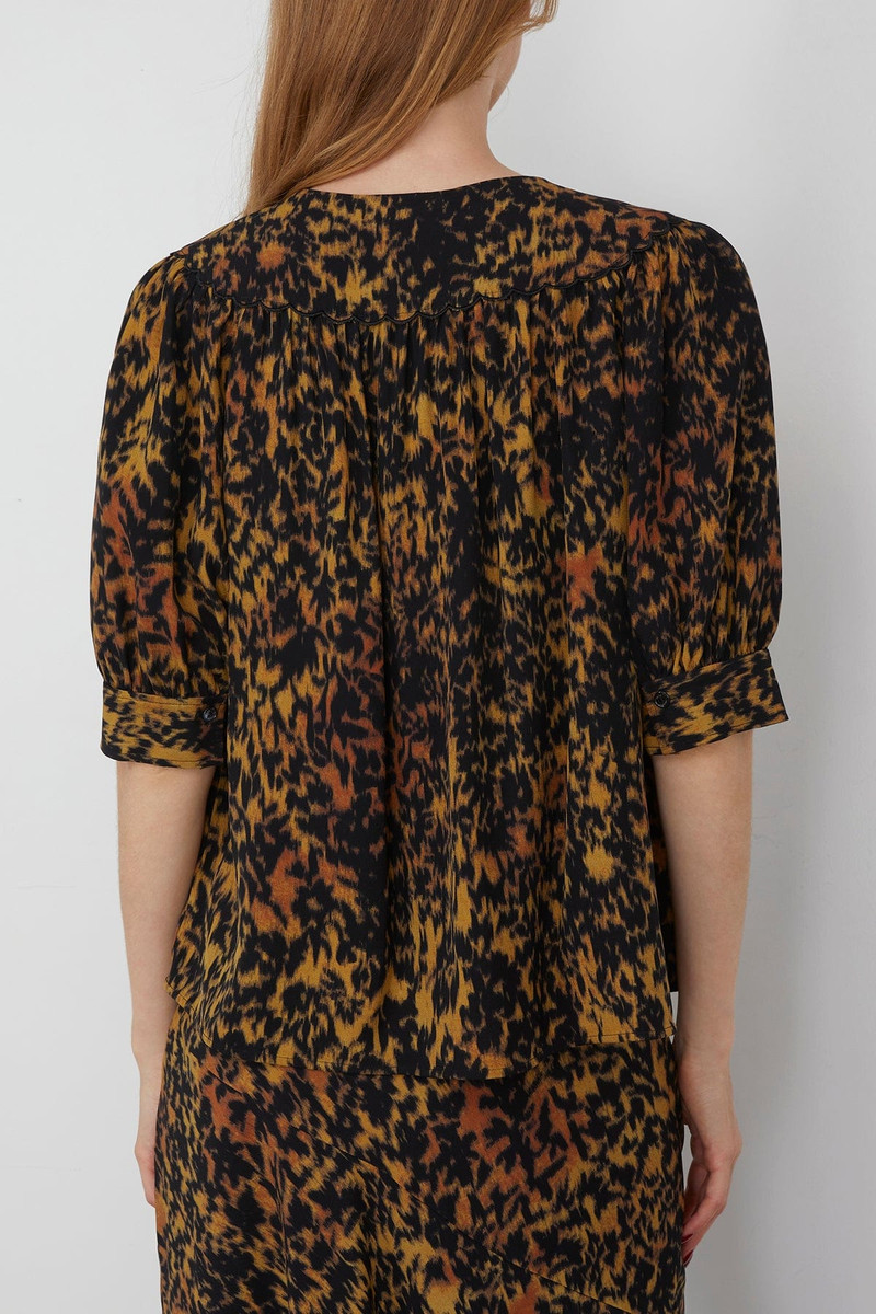 Blaire Short Sleeve Blouse in Savannah 4