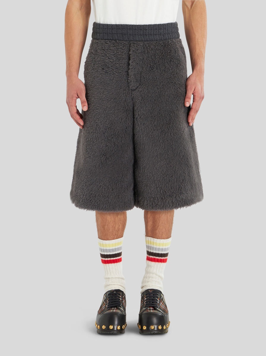 FUR-EFFECT BERMUDAS - 2