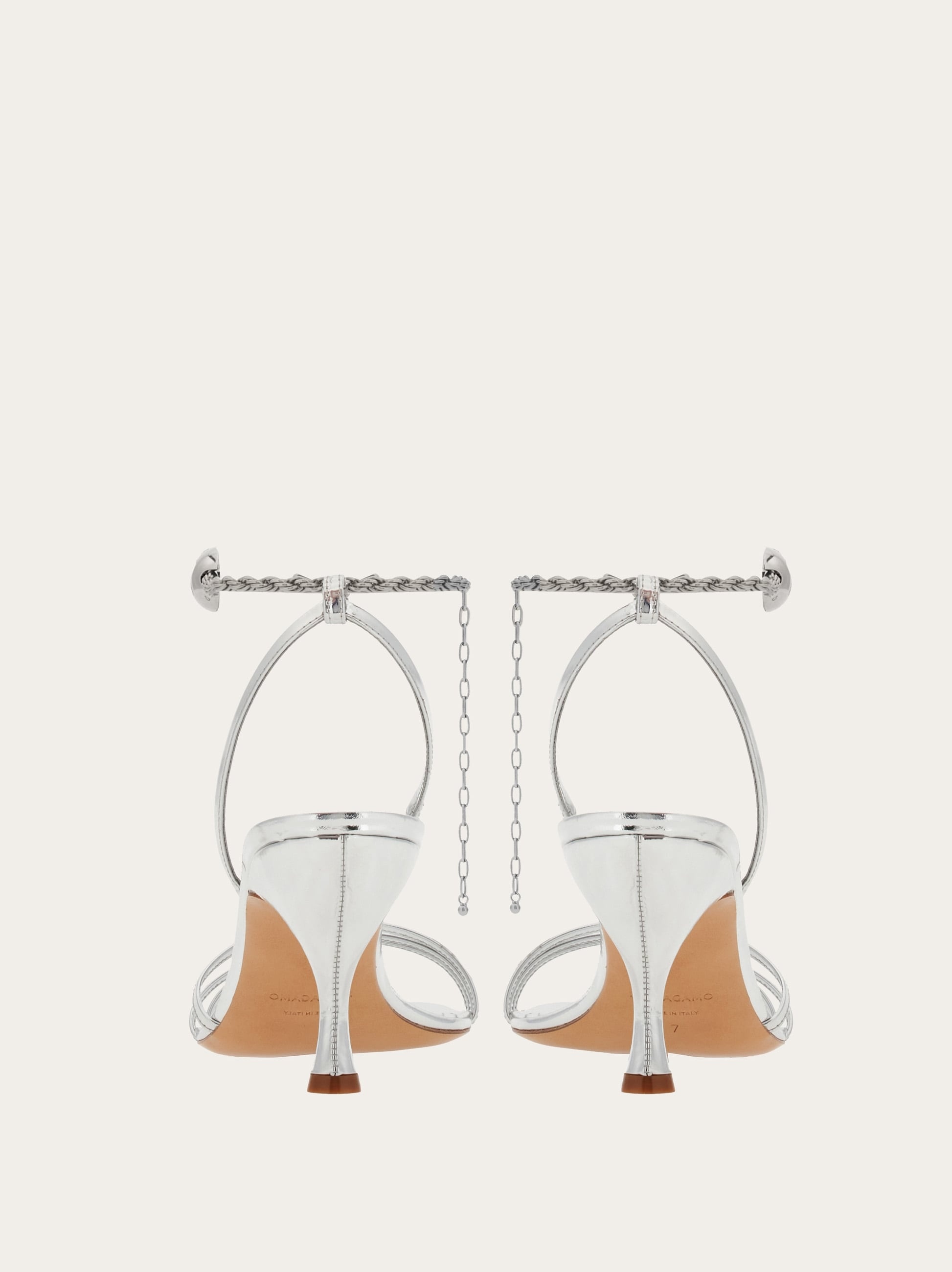 Sandal with ankle chain - 3