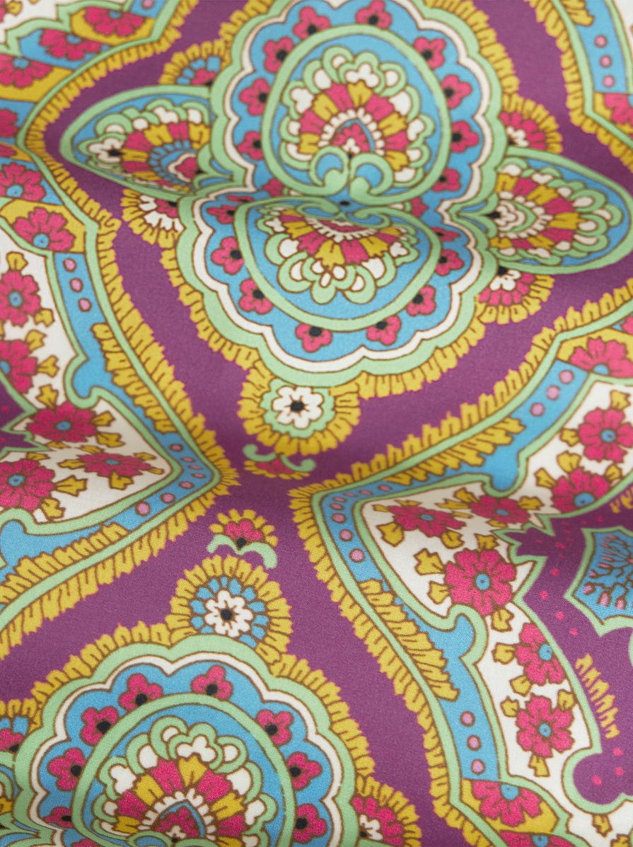 SHIRT WITH MEDALLION PRINT - 6