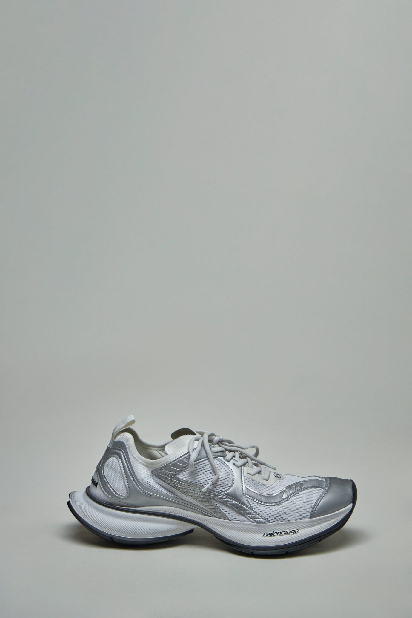 BALENCIAGA Circuit Sneaker | labelsfashion | REVERSIBLE