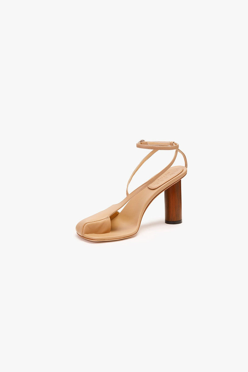 ASYMMETRIC CHRISTINE SHOES BEIGE 3