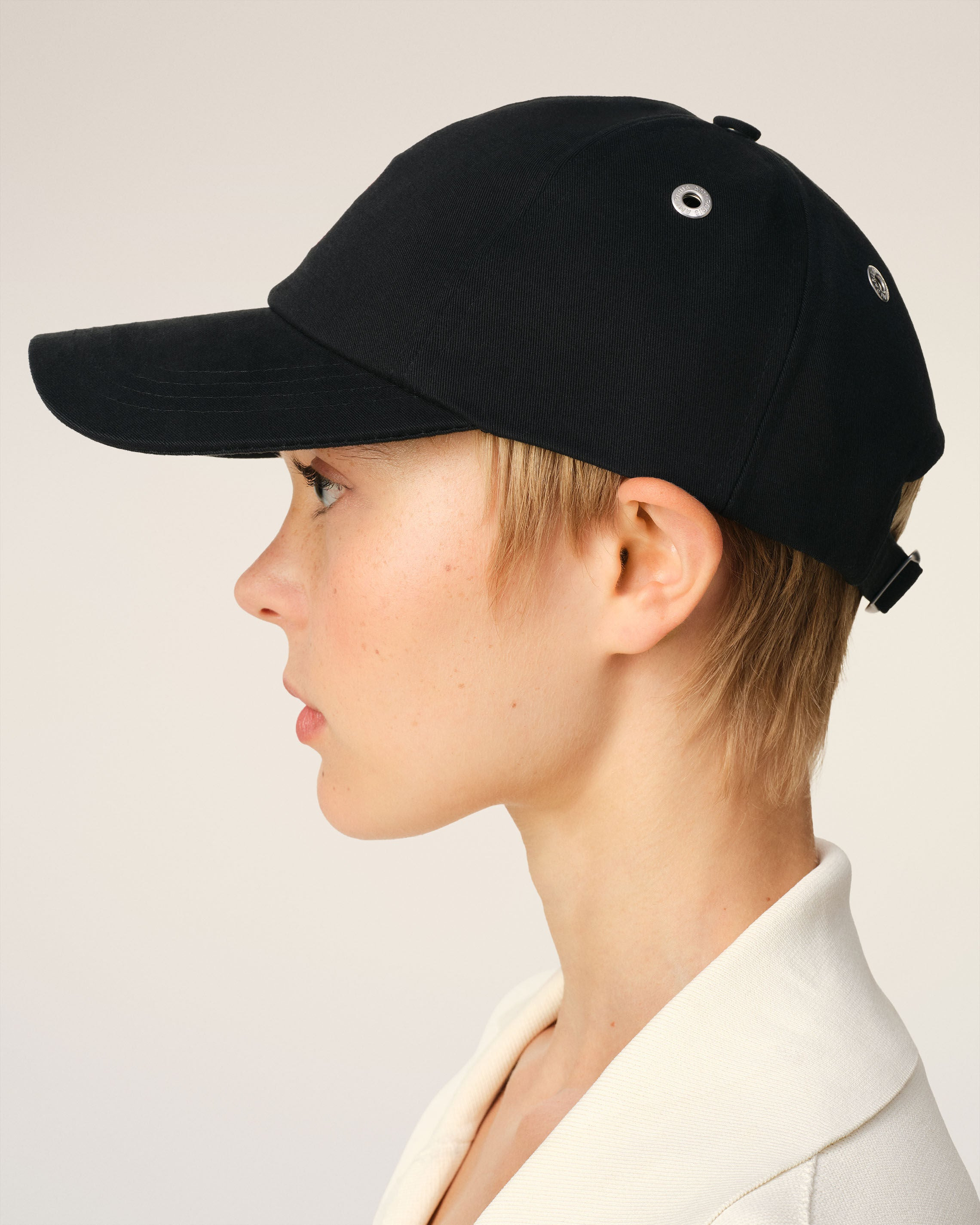 BLACK COTTON AMI DE COEUR EMBROIDERY CAP - 5
