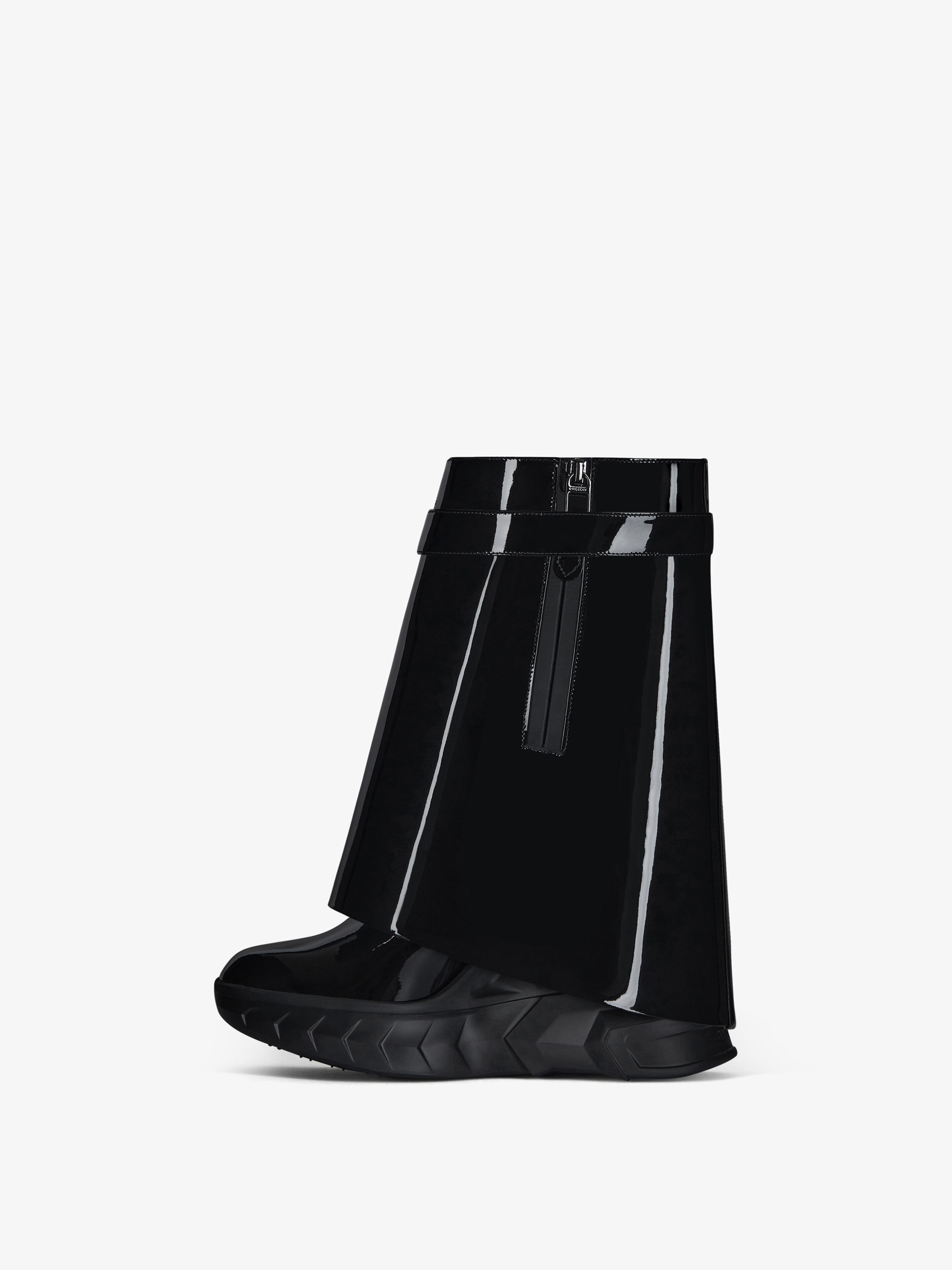 SHARK LOCK BIKER ANKLE BOOTS IN PATENT LEATHER - 5