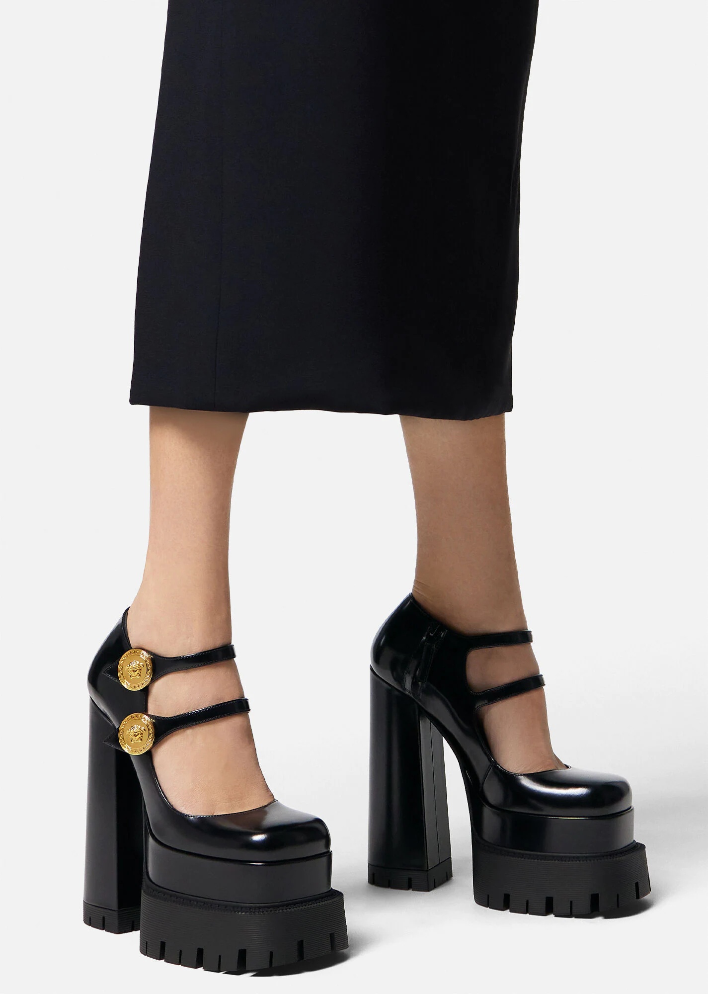 パンプス Medusa Aevitas Platform Mary Janes Pump Versace Medusa Aevitas Platform Mary Janes Pump - Runway Catalog