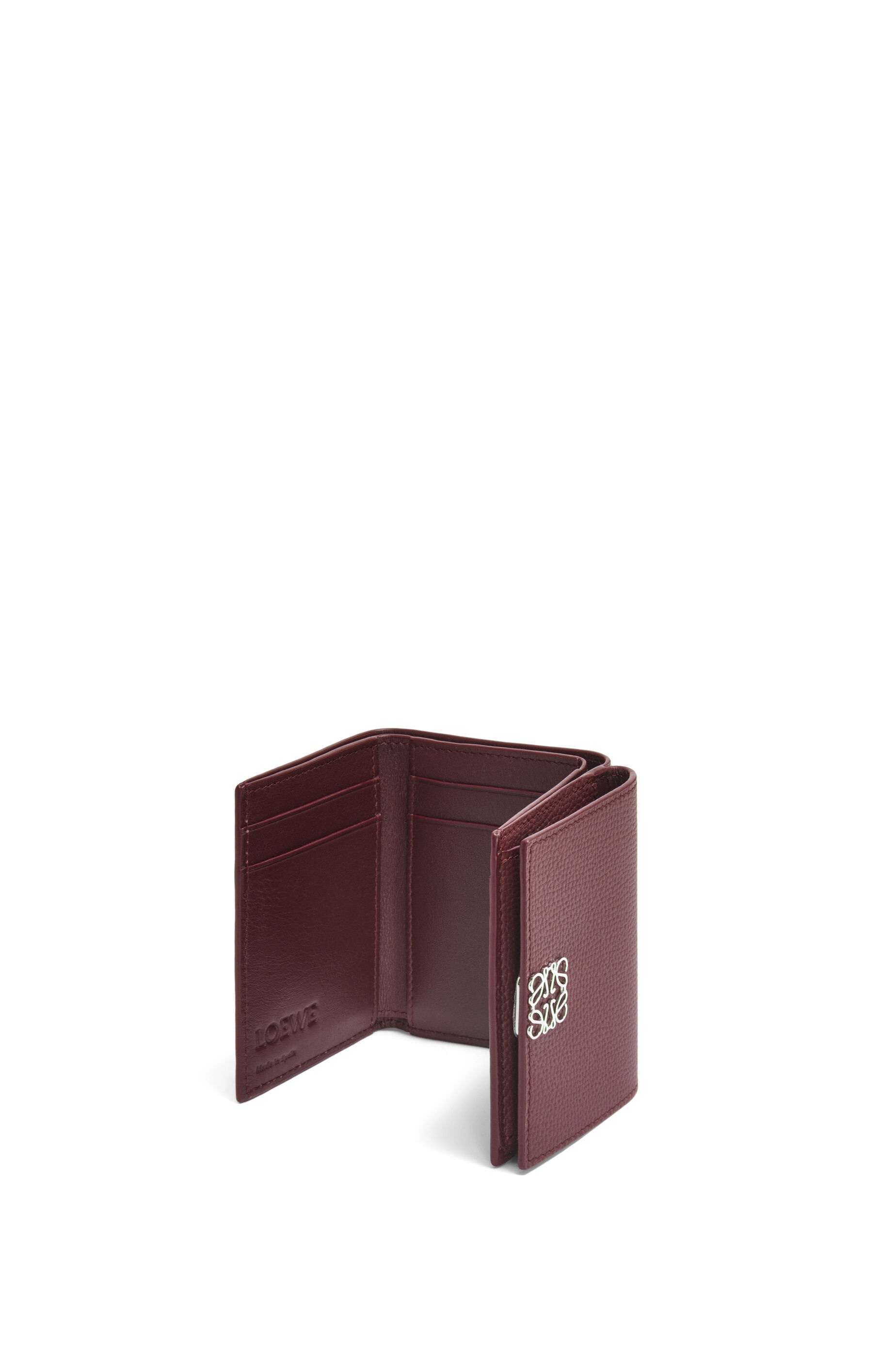 Anagram trifold wallet in pebble grain calfskin - 4
