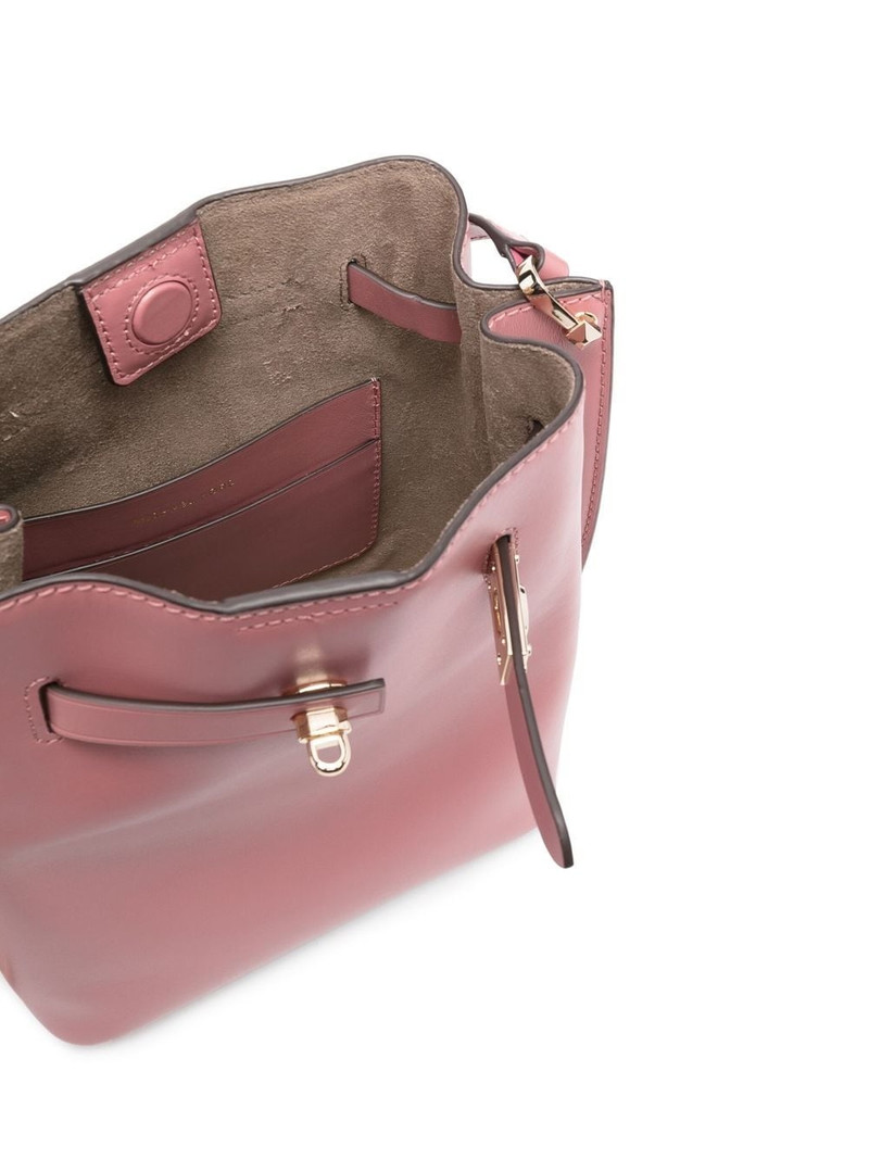 padlock detail shoulder bag 5