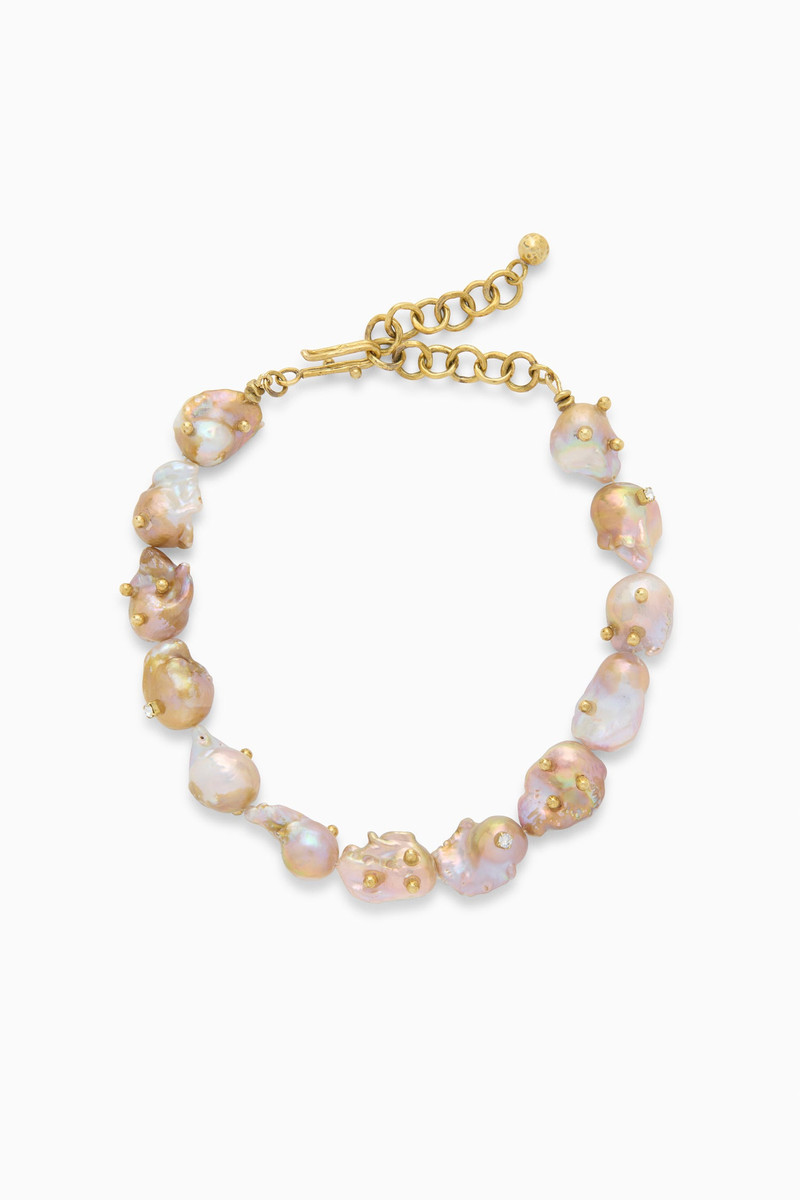 Baroque Pearl Choker 1