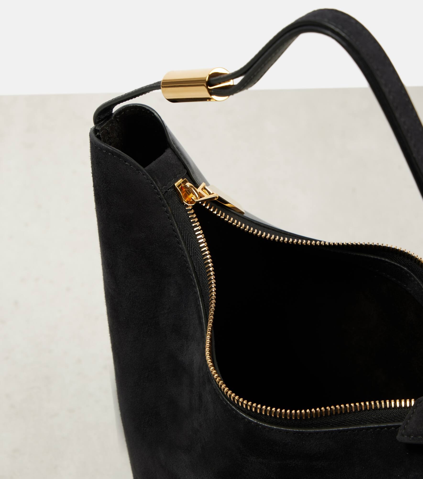 Small suede shoulder bag - 3