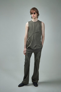Kiko Kostadinov Deultum Darted Vest | labelsfashion | REVERSIBLE