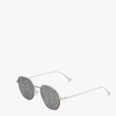 FENDI Palladium-colored sunglasses outlook