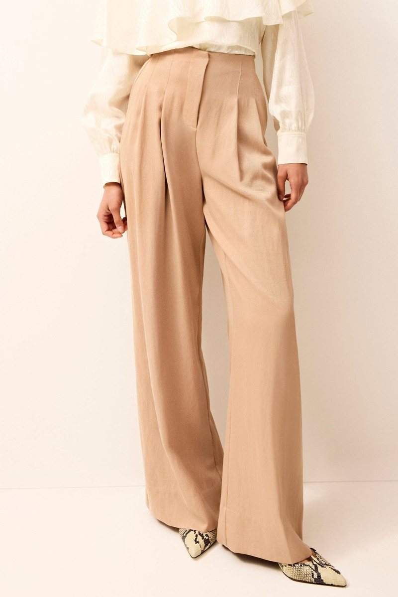 MACBEE PANT 3