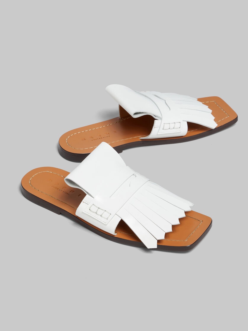 WHITE LEATHER BAMBI SANDAL - 5