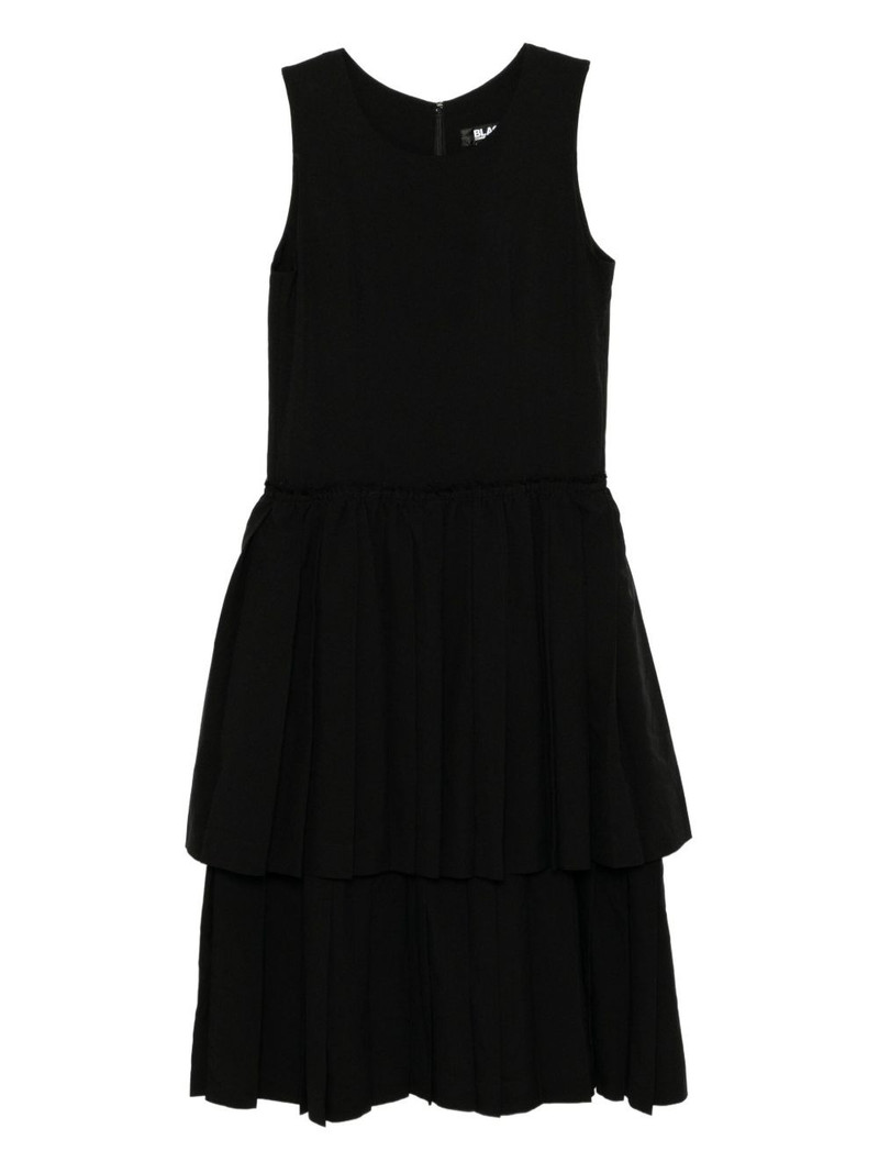 sleeveless dress 1