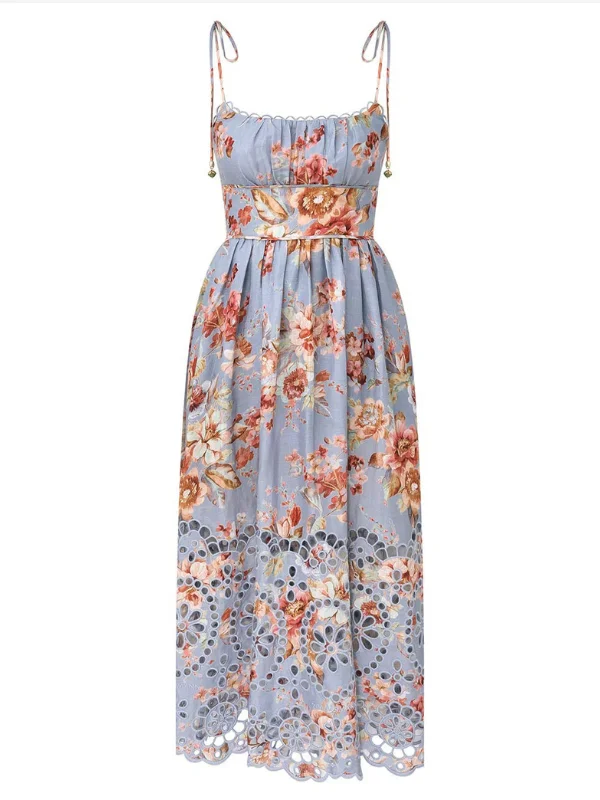 Awaken Picnic Dress in Chambray Floral - 1