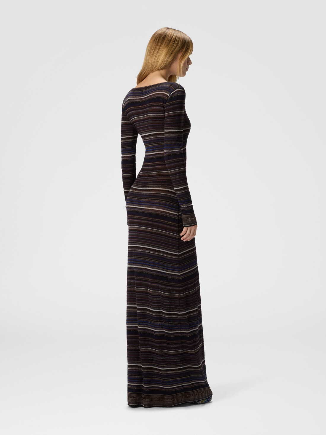 Long dress with V-neck in ribbed knit - 3