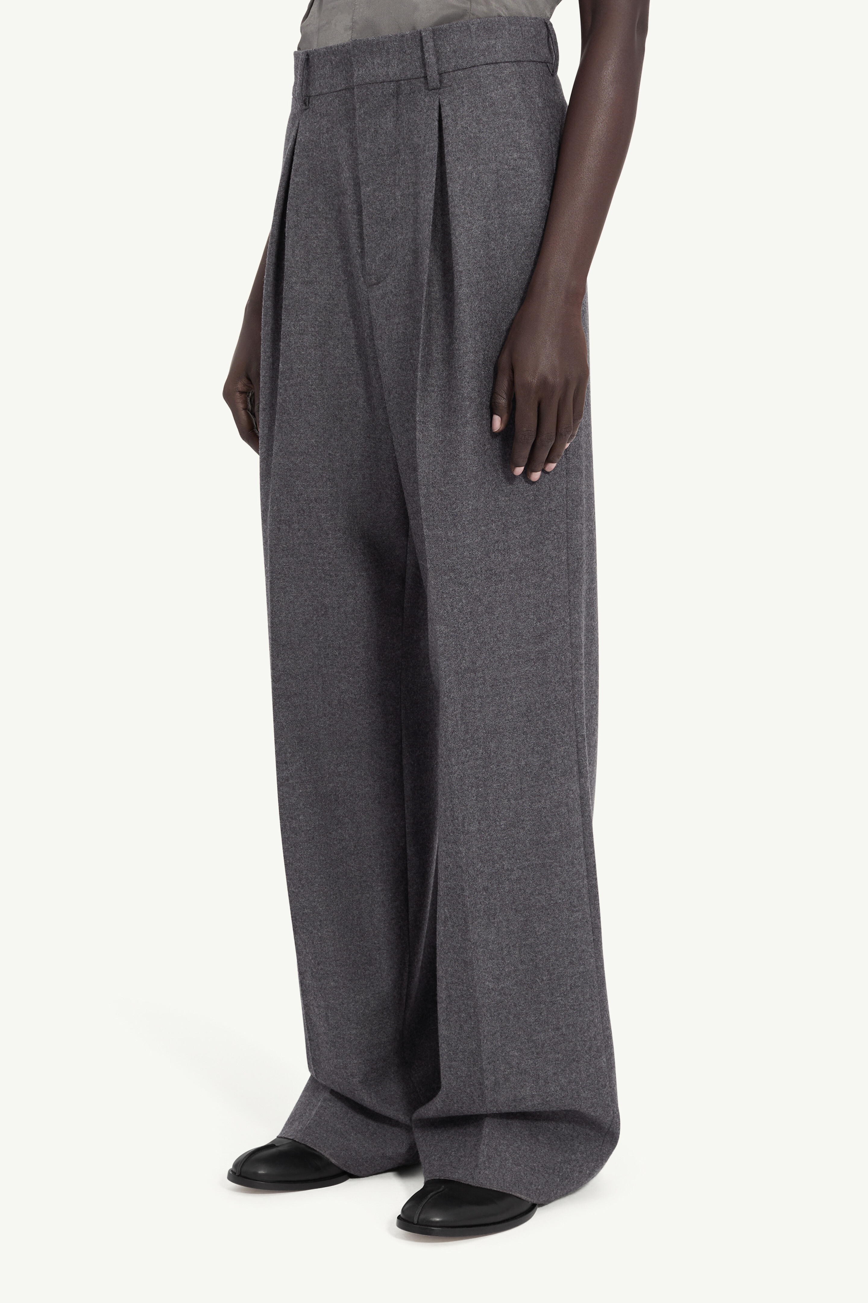 Tailored wool trousers - 5