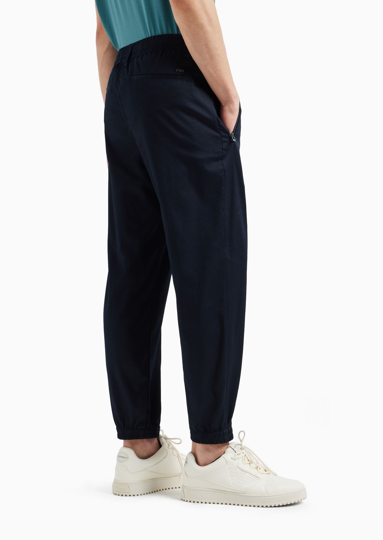 Comfortable cotton twill trousers with centre crease and stretch cuffs - 3