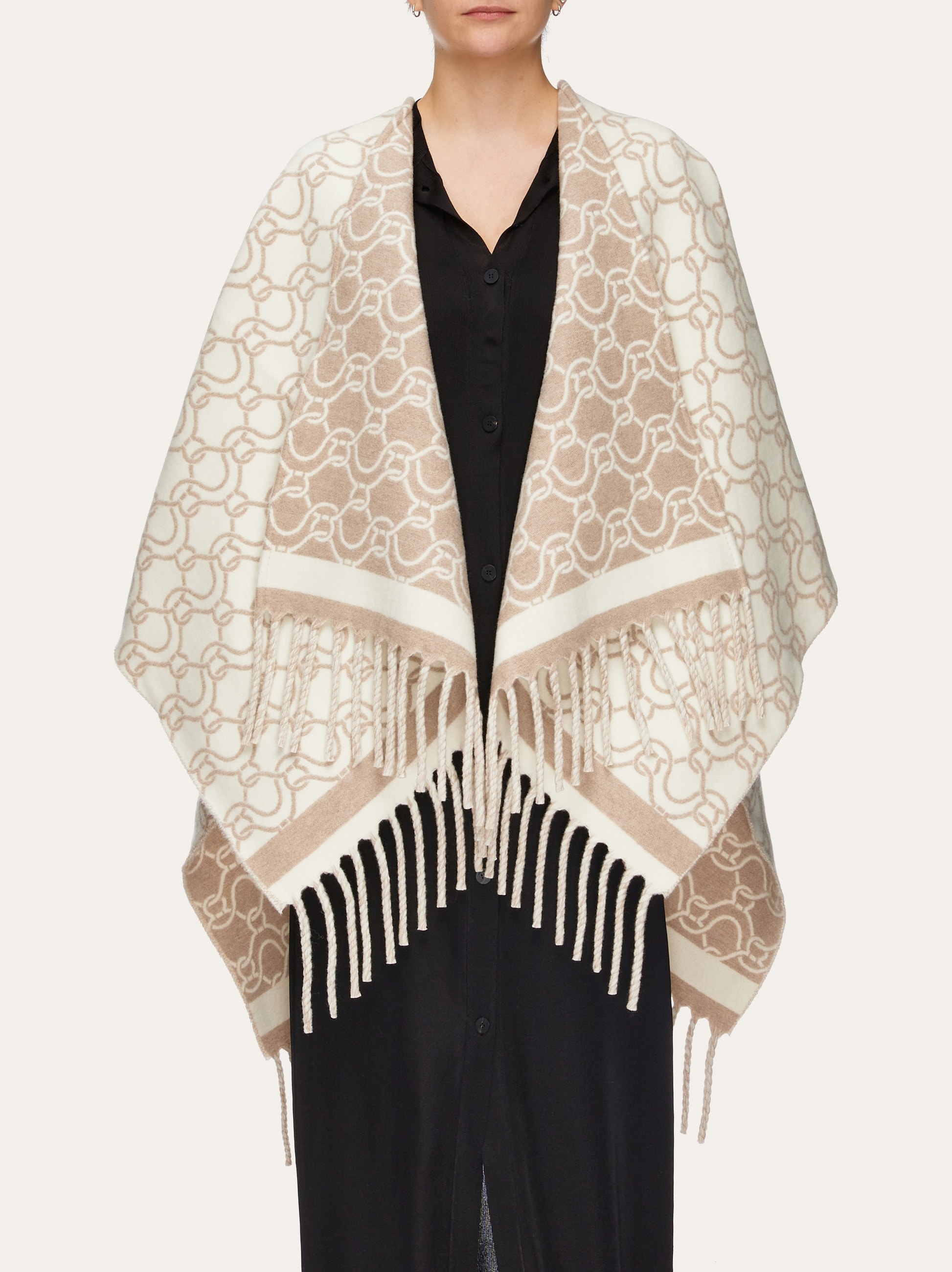 Jacquard poncho - 6