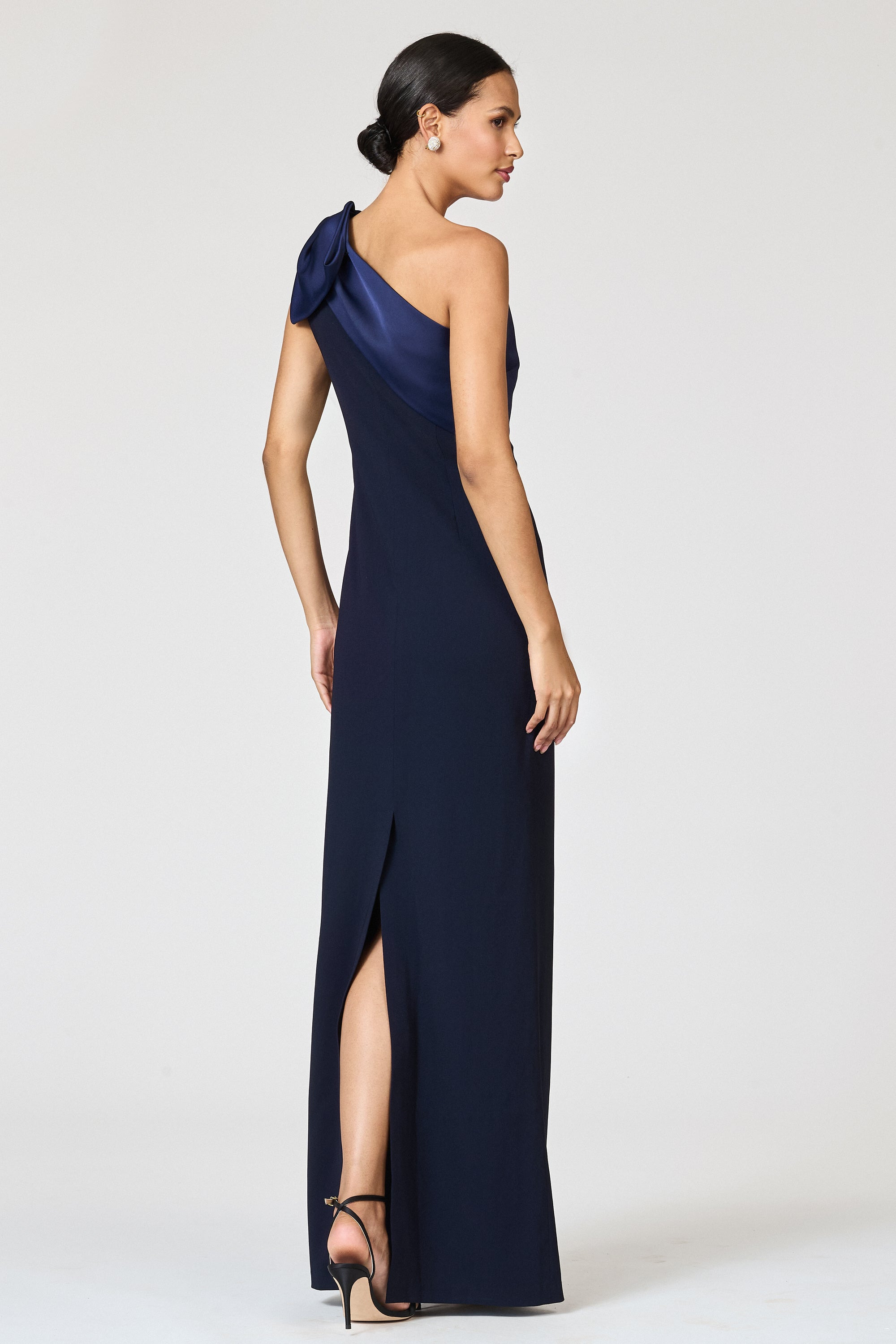 ESTRELLA GOWN - MIDNIGHT - 3