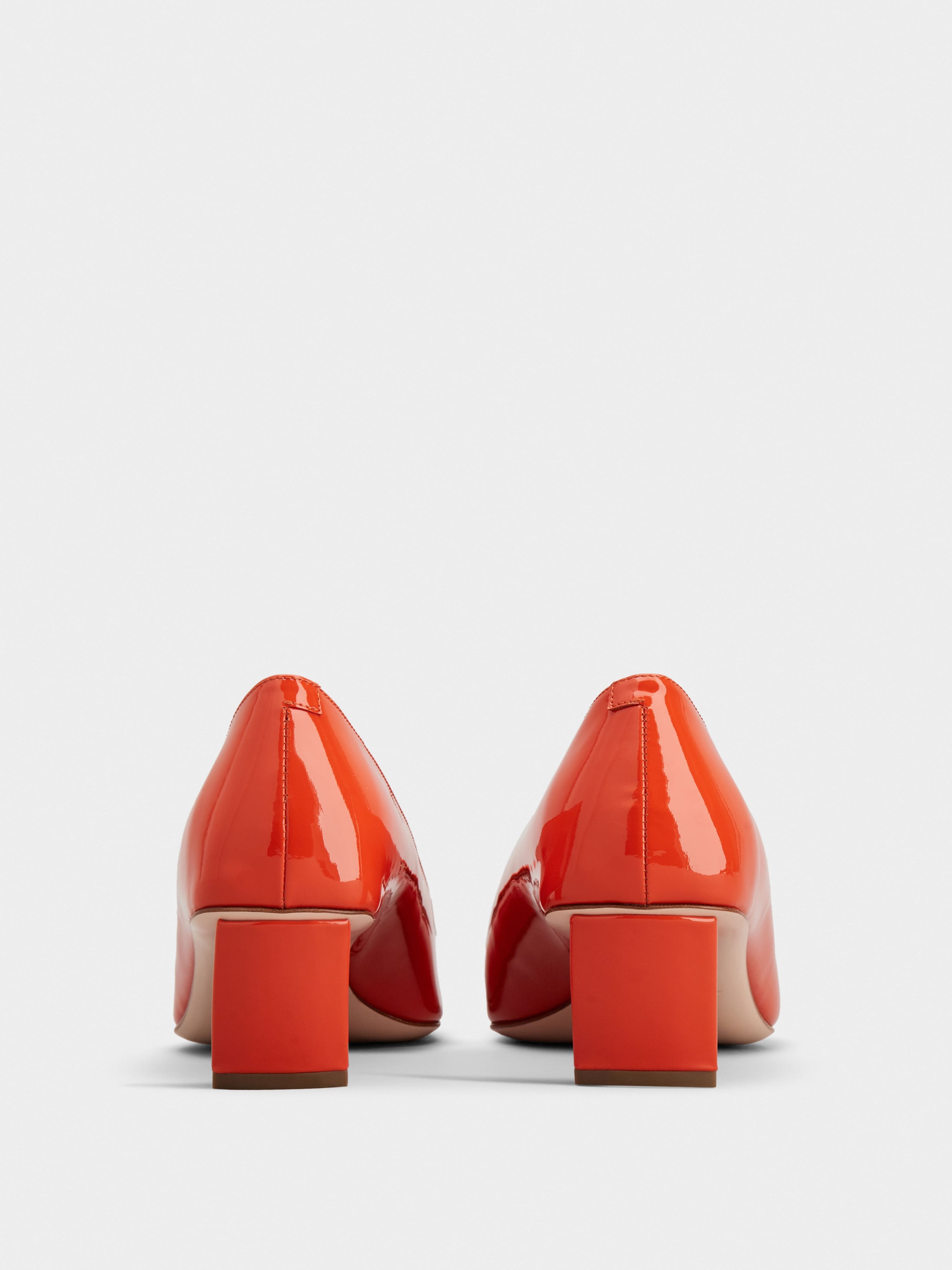 Belle Vivier Pumps in patent leather - 5