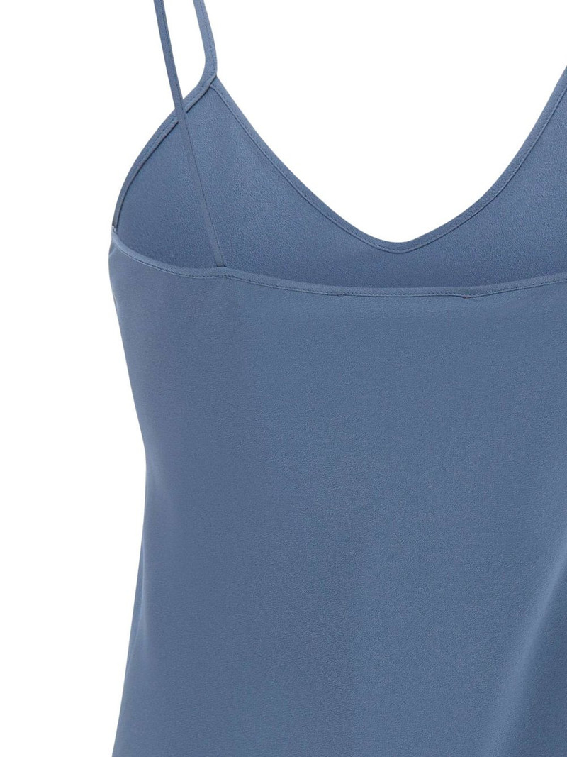 V-neck tank top 3