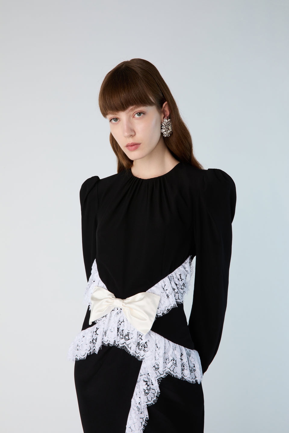 SILK DRESS WITH LACE RUFFLE AND BOW - 6