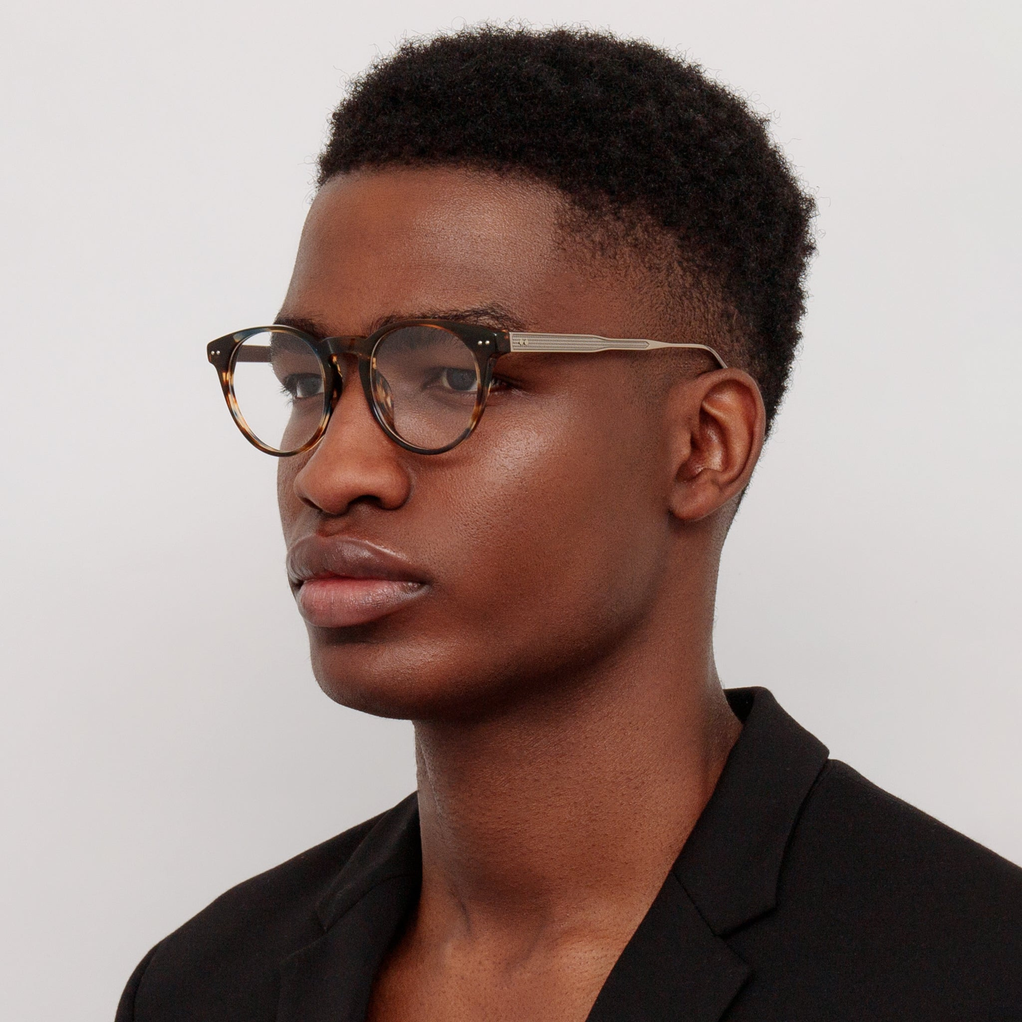 Men's Kaan Oval Optical Frame in Earth Horn - 4