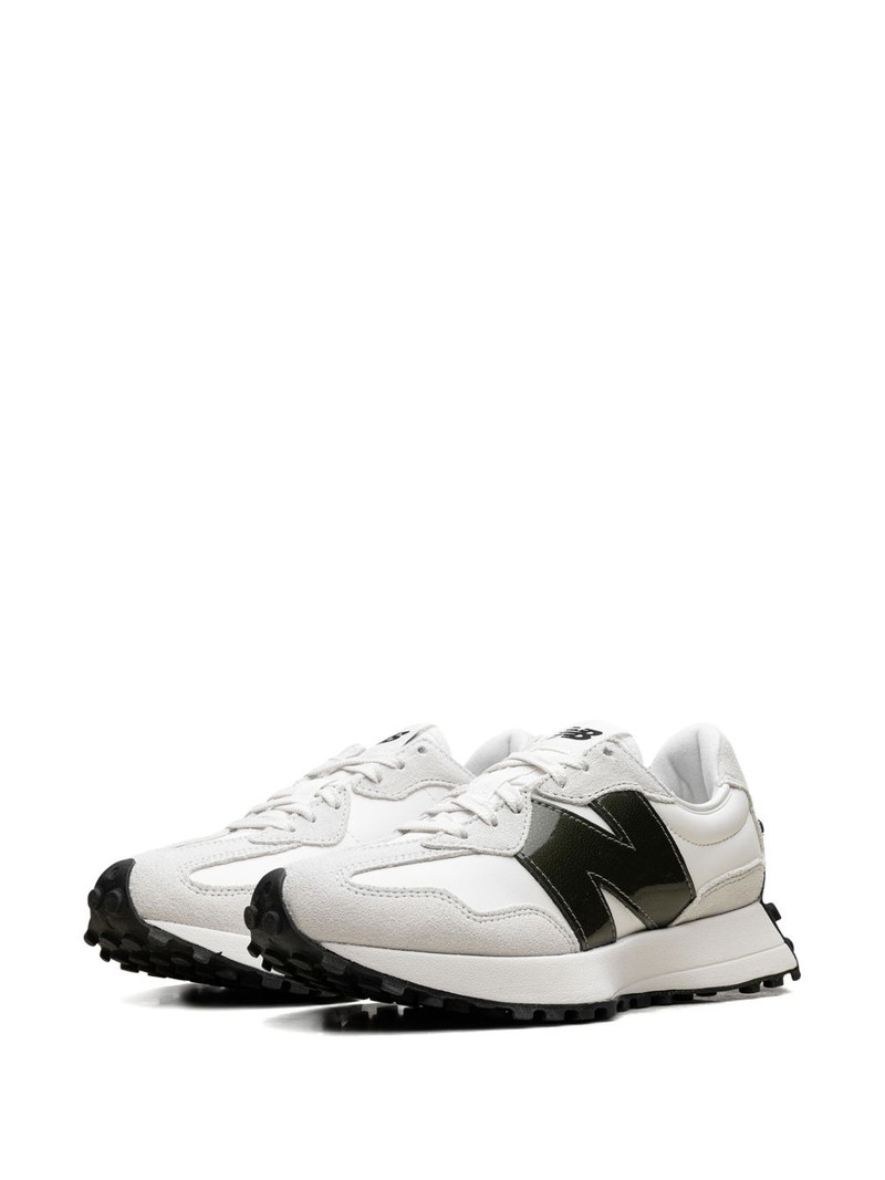 New Balance 327 logo-appliqué sneakers outlook