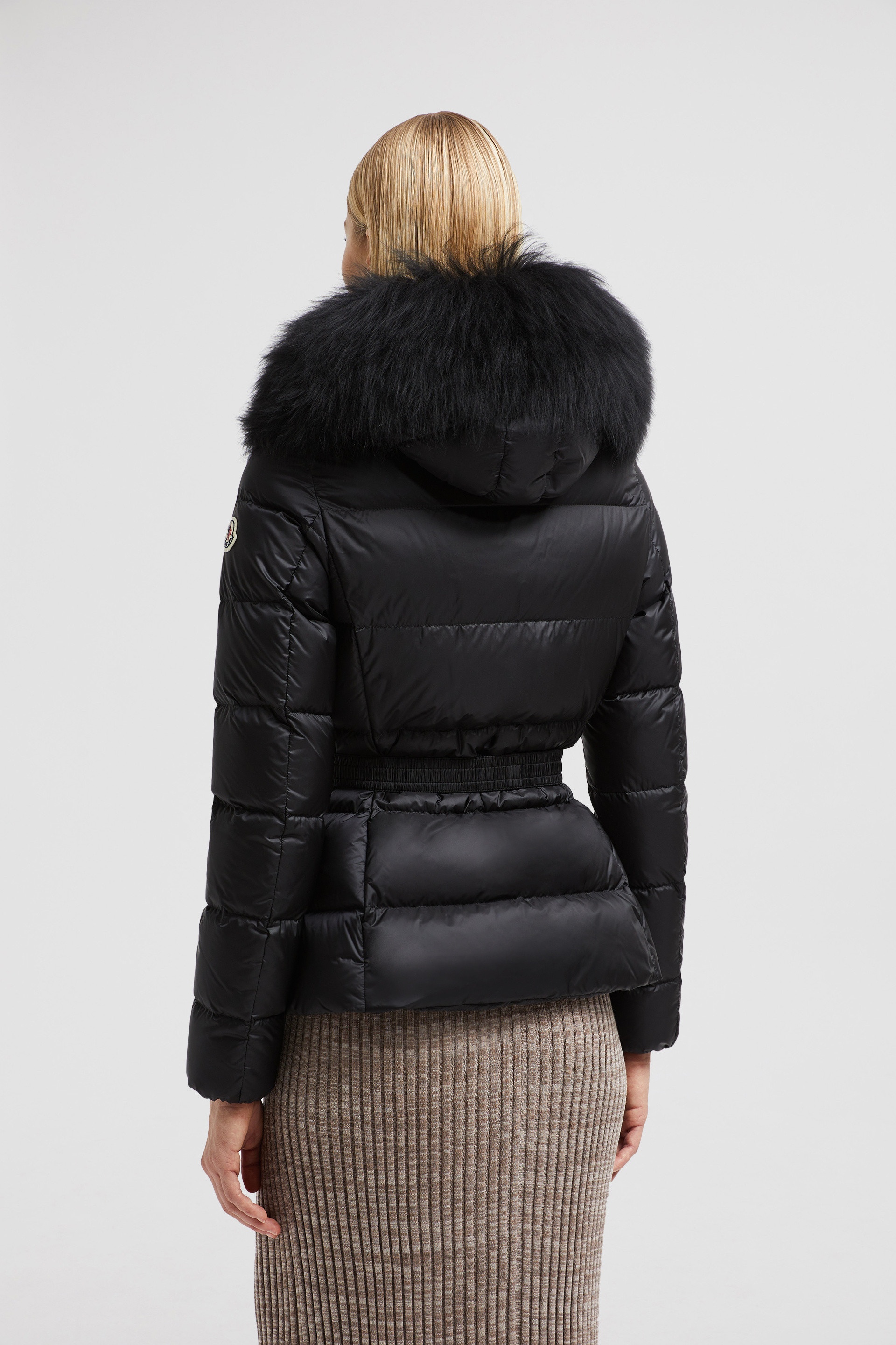 MONCLER ブラック ダウンJK/ＭL ブラック Arnebショートダウンジャケット : ショートダウン