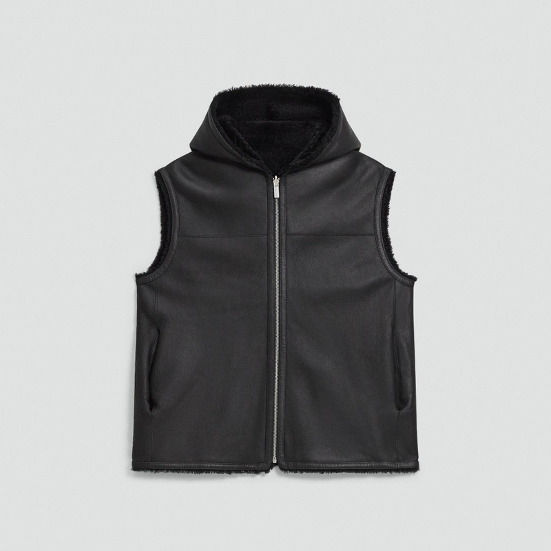 Hooded Vest in Shearling 1