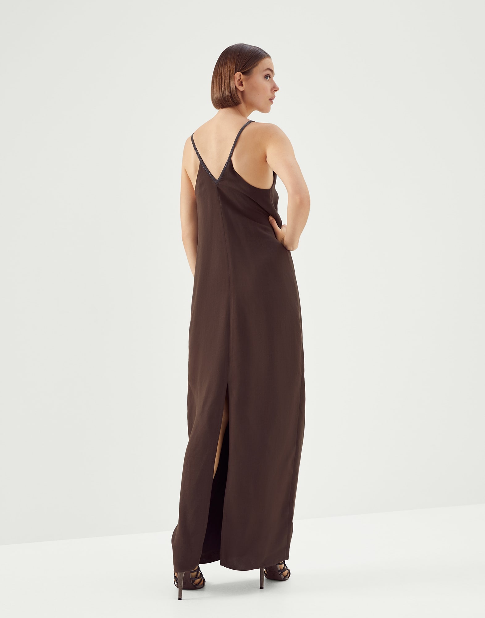 Viscose and linen fluid twill dress with precious neckline - 2