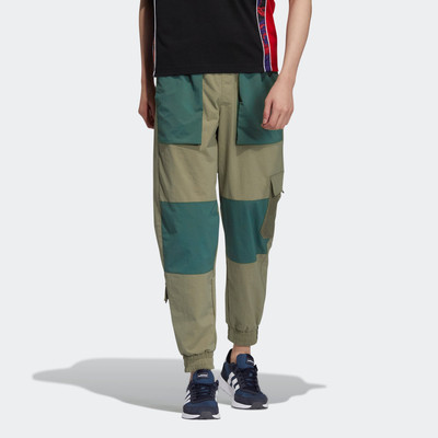 adidas Men's adidas neo CG TP1 Contrast Color Stitching Sports Pants/Trousers/Joggers Green HE7943 outlook
