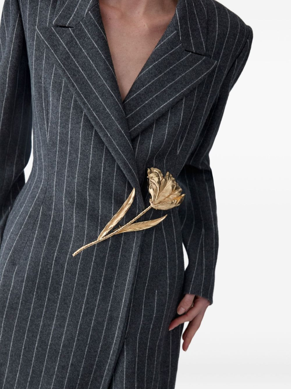 peak-lapel pinstripe coat - 4