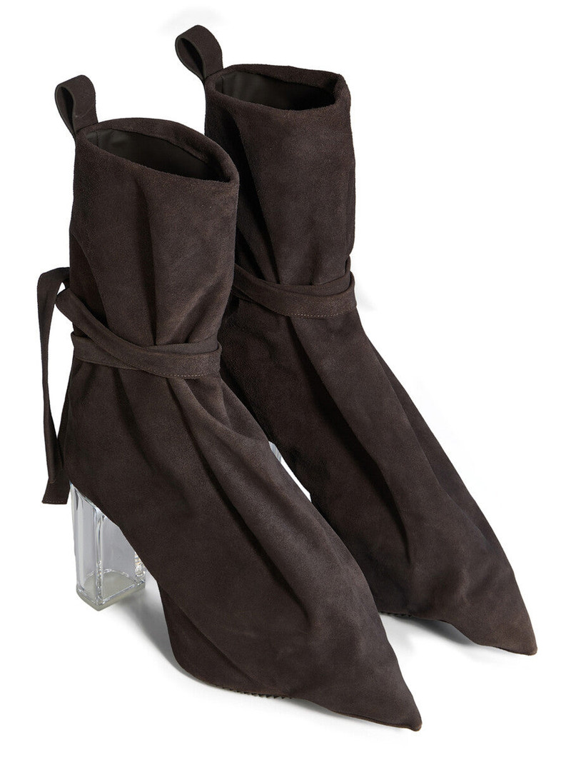 BOOTS 6